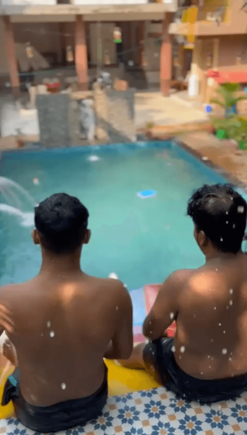 Pool 1